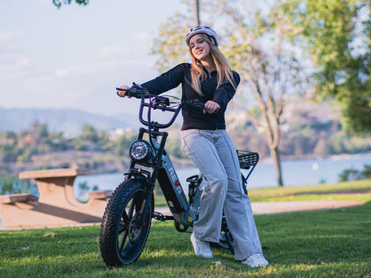 REVR City Electric Bike CM7s